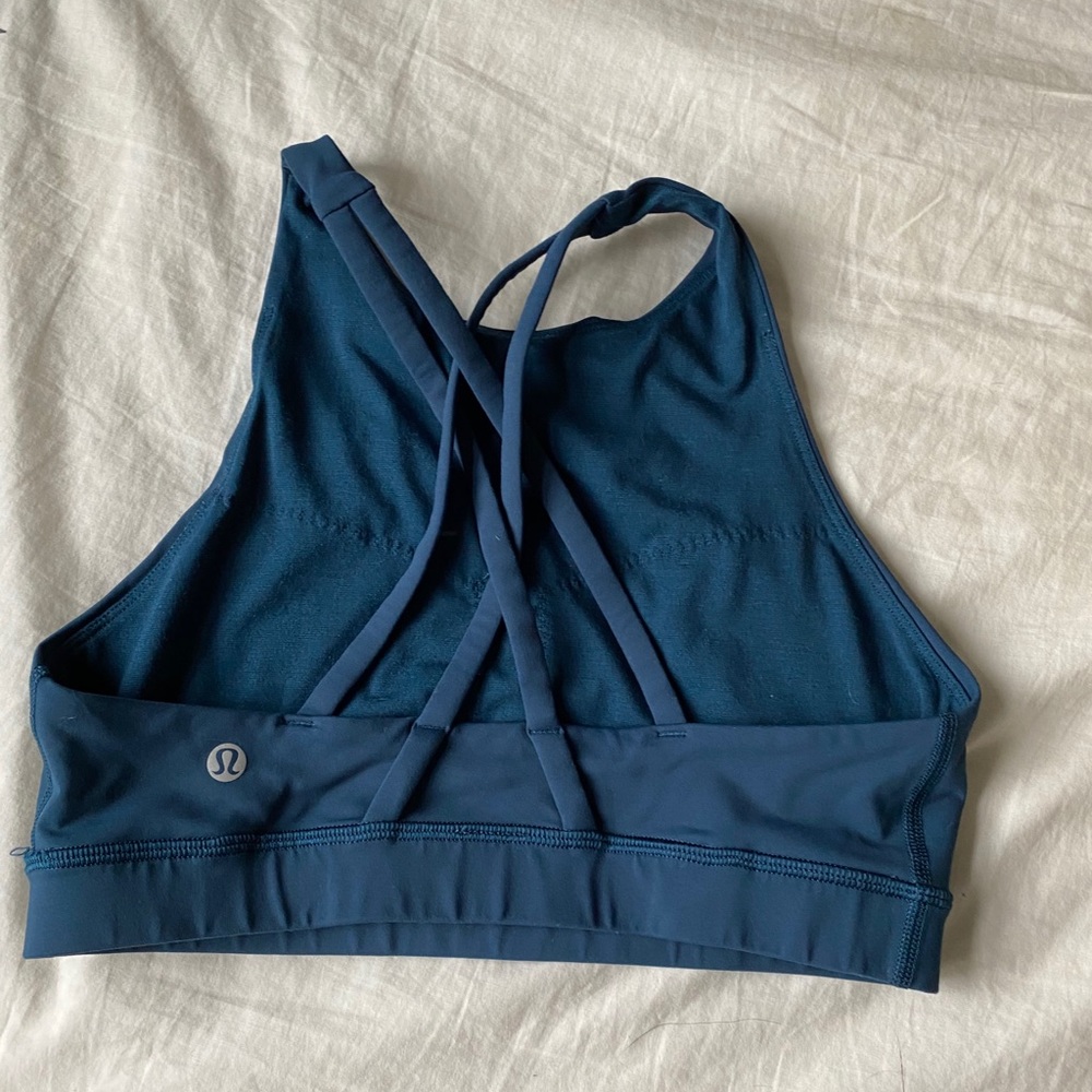 Lululemon high neck energy bra